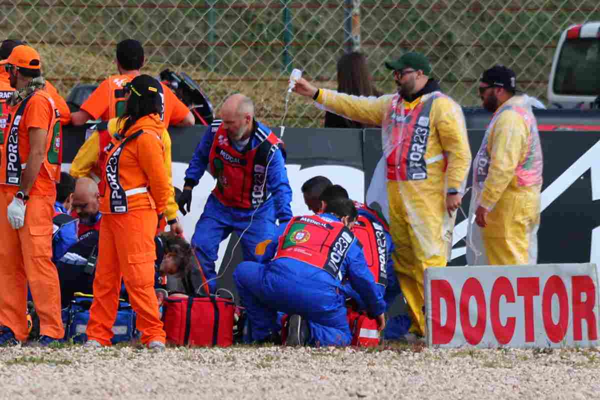 Brutto incidente nel Motomondiale