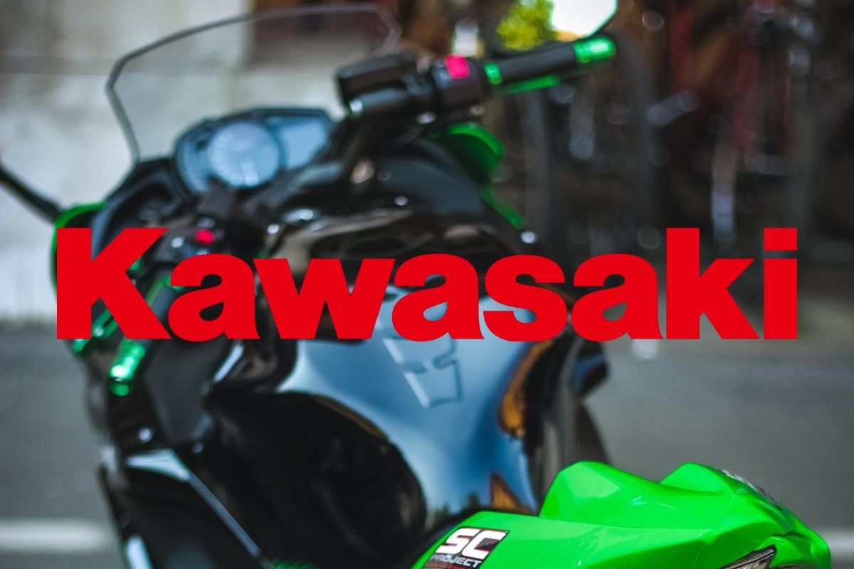 Kawasaki fa sul serio con la ZX-4RR: le caratteristiche della super moto giapponese