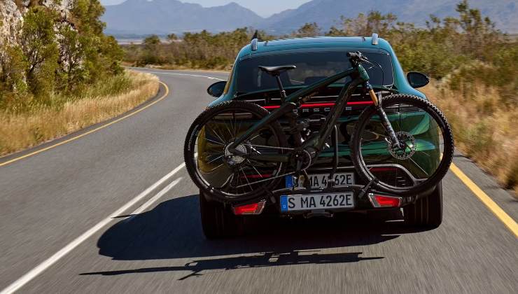 Porsche lancia la sua prima e-bike completa