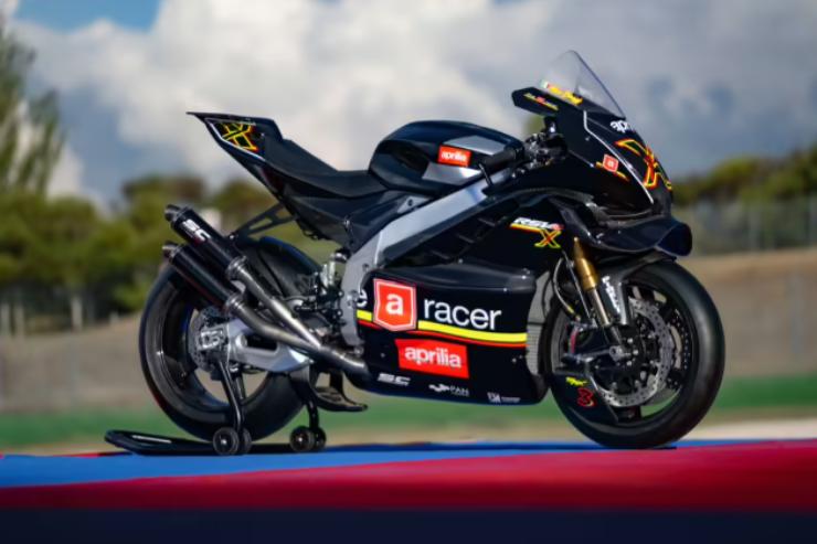 Aprilia RSV4 X ex3ma novità sportiva