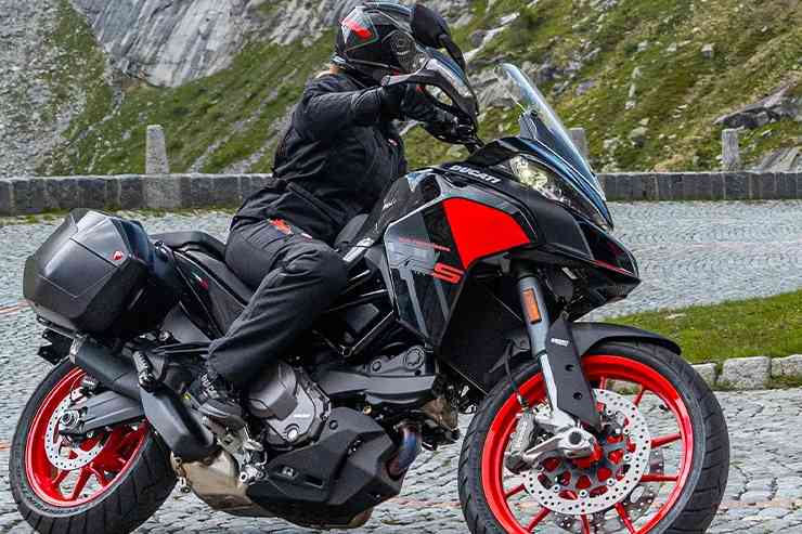 Ducati Multistrada V2 novità mercato