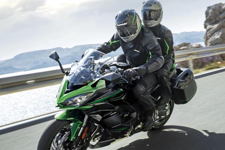 Kawasaki Ninja 1100 SX novità moto