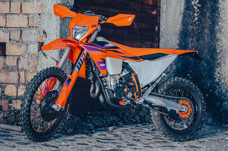 KTM 250 EXC-F nuova moto prestazioni