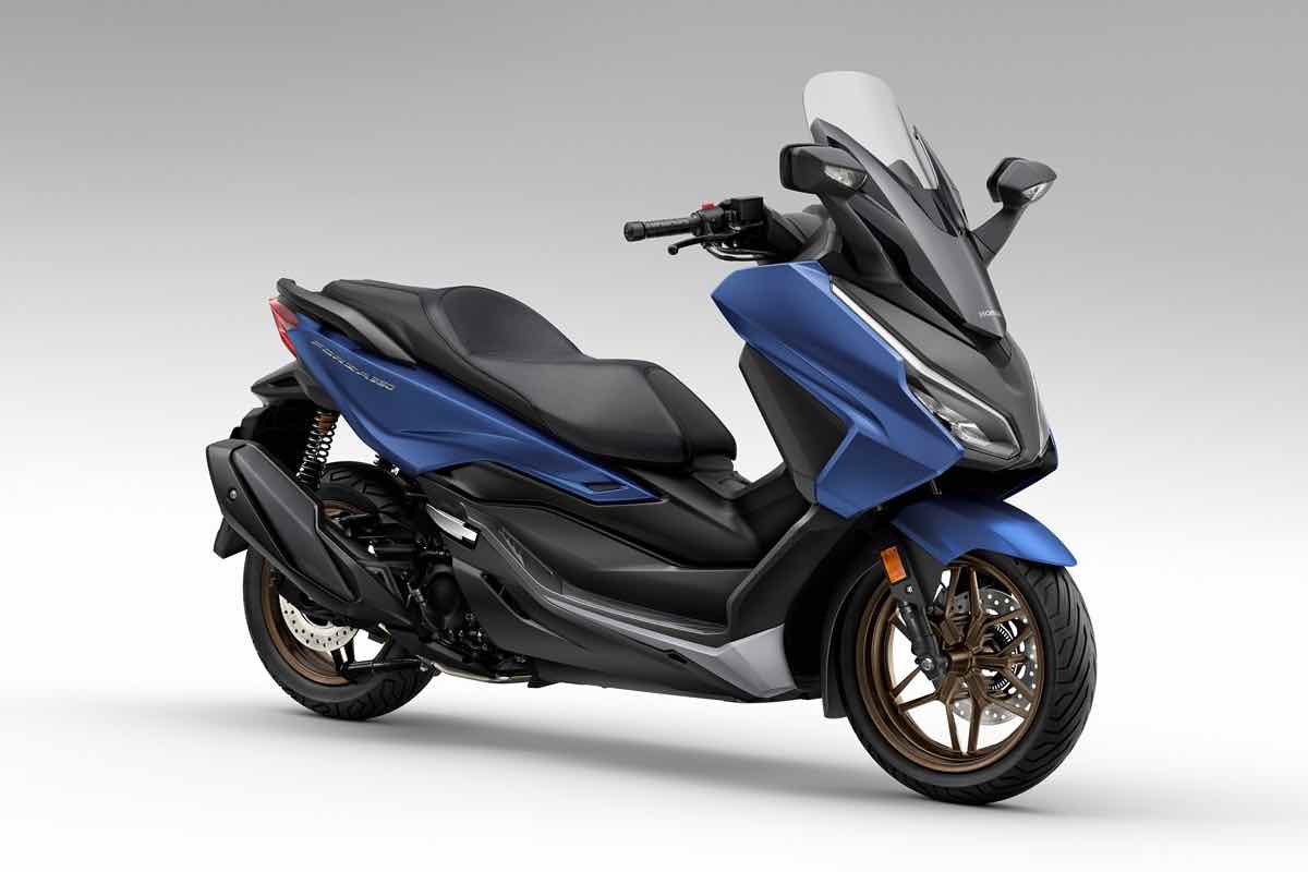 T-Max rivali low cost