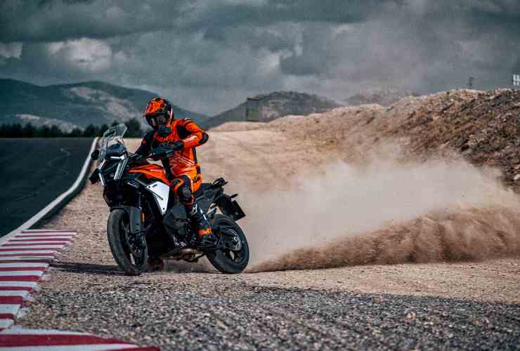 KTM 1390 Super Adventure S EVO