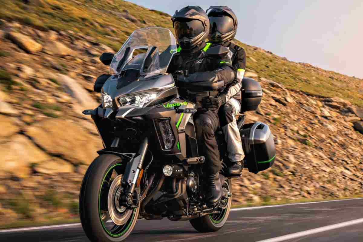 Kawasaki sorpassa BMW capolavoro