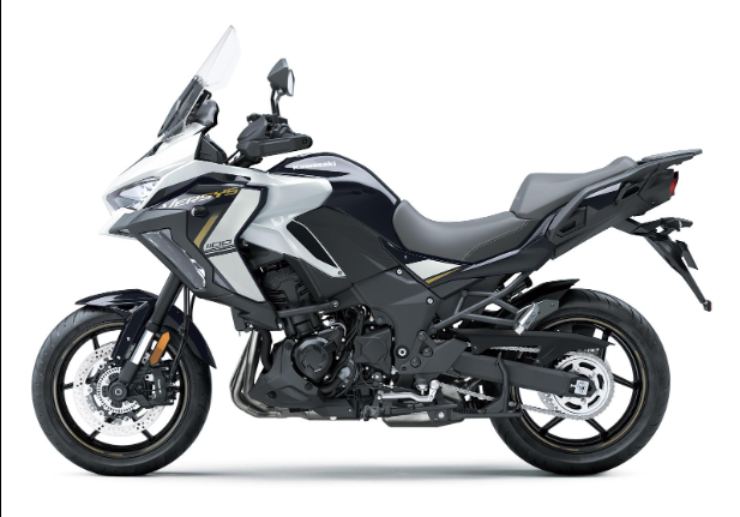 Kawasaki Versys sfida Honda e Yamaha