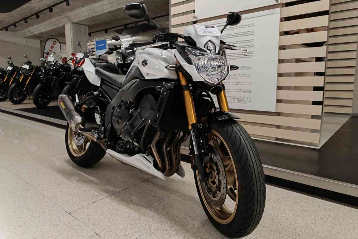 Yamaha FZ8