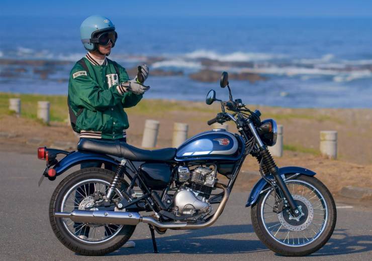 Kawasaki W230 novità moto vintage