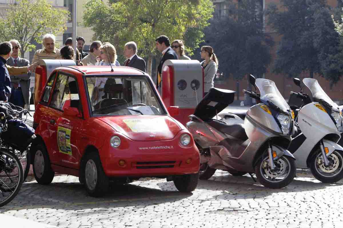 Incentivi statali fino a 4mila euro per moto e scooter