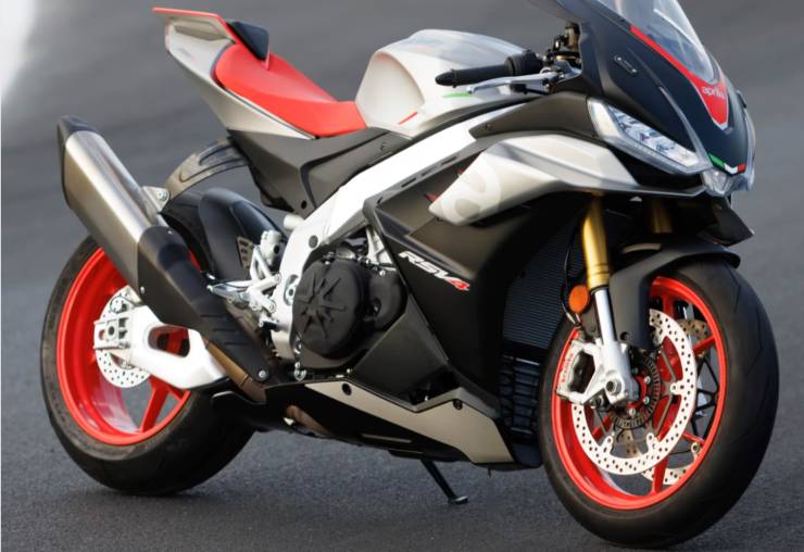 Aprilia Tuono V4