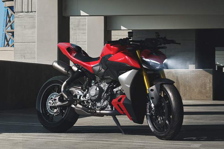 Ducati Streetfighter V2