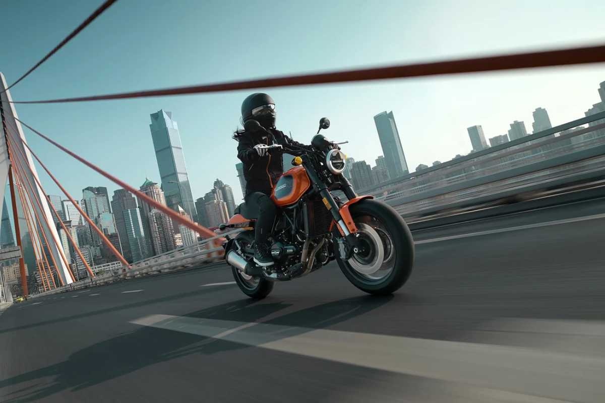 Harley-Davidson X 500 in corsa