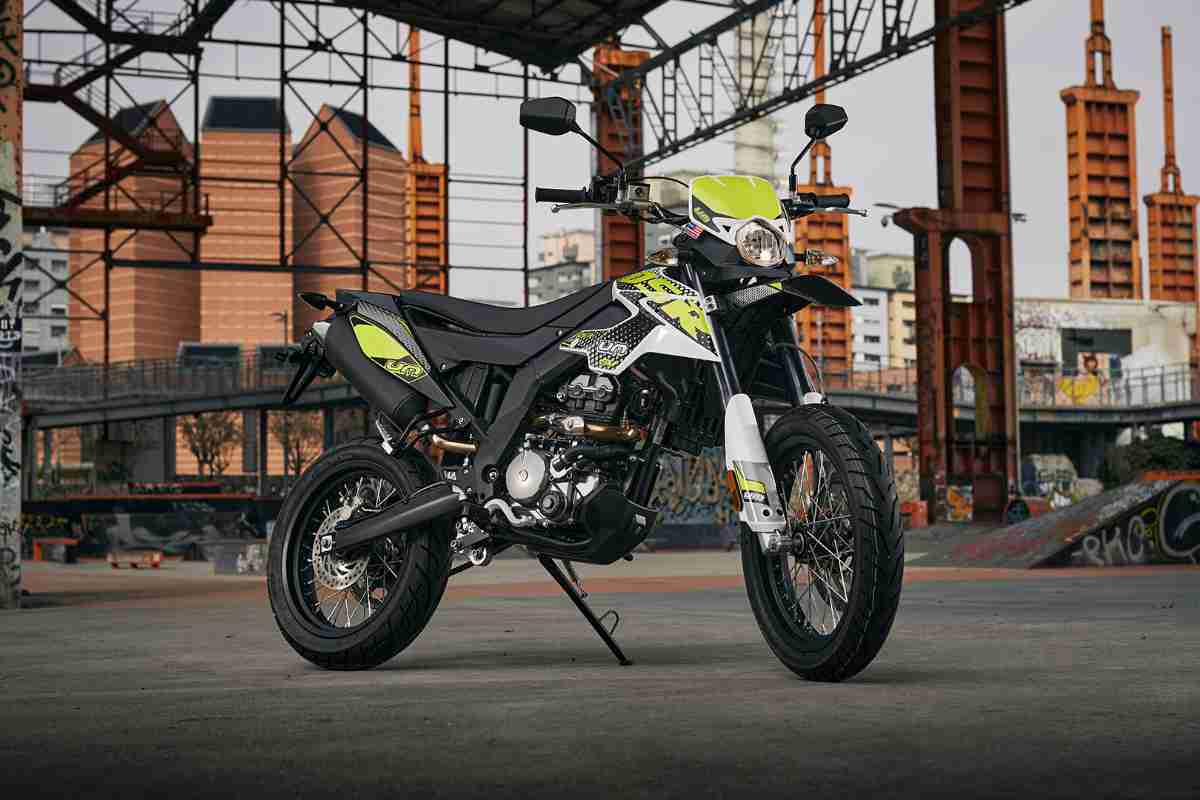 UM Motorcycles DSR SM 125