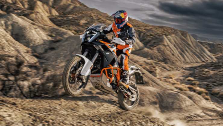 La KTM 1390 Super Adventure 2025