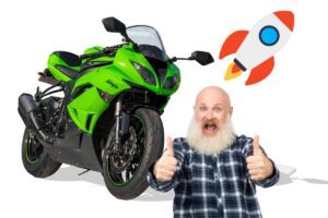 Kawasaki Ninja, il disegno di un missile e un uomo con i pollici su