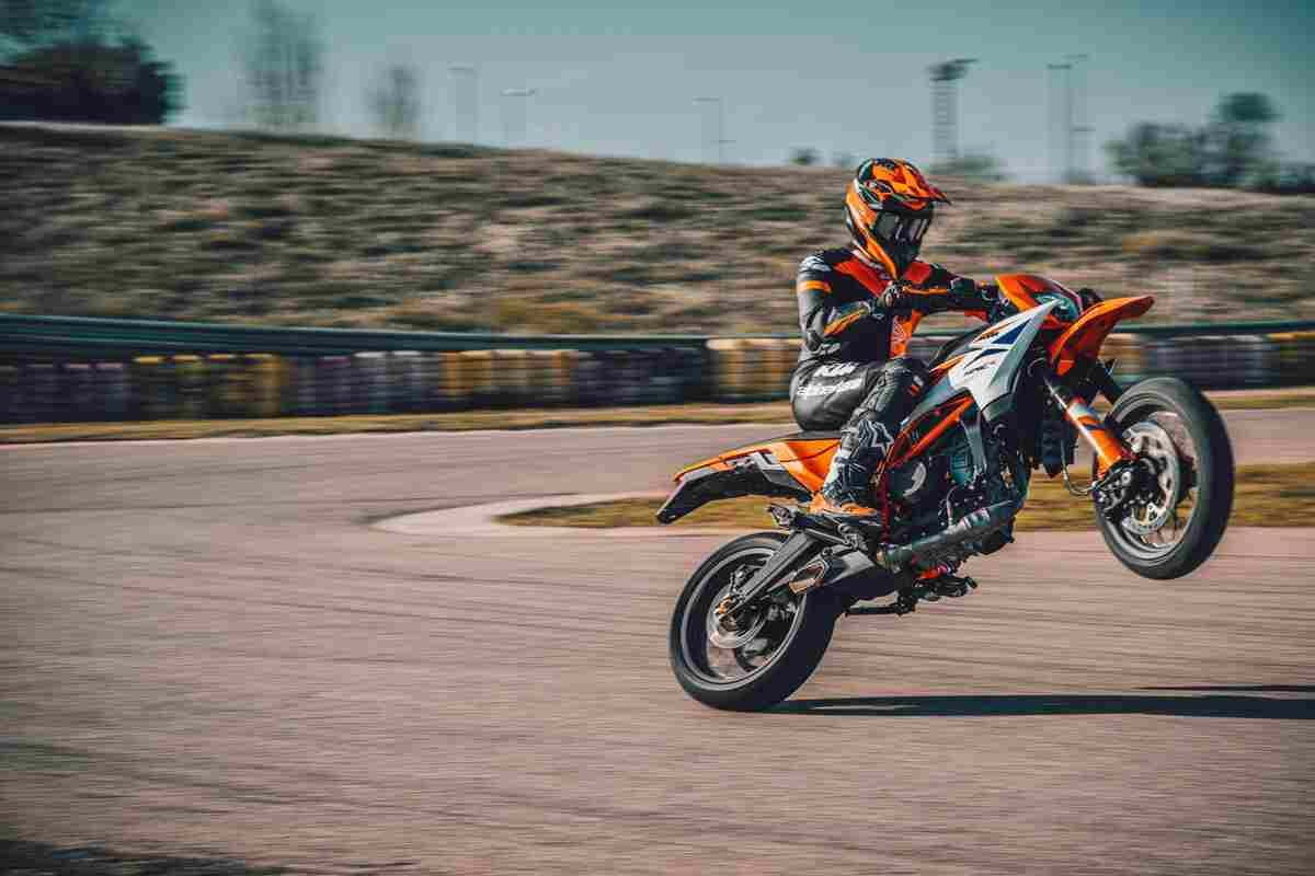 KTM 390 SMC R