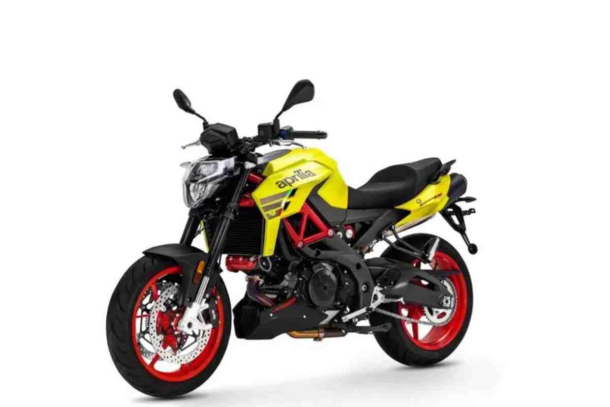 Nuova naked Aprilia