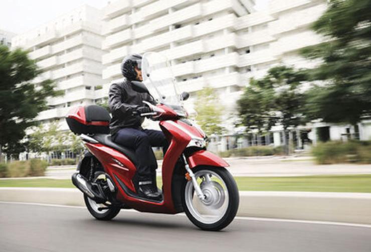 Honda SH, lo scooter più richiesto, ora disponibile in offerta