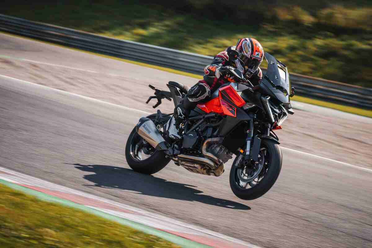 ktm 1390 gt