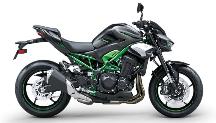 La Kawasaki Z900 2025